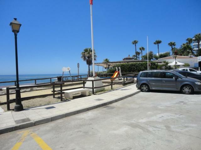 Atico Primera Linea Del Mar Appartement